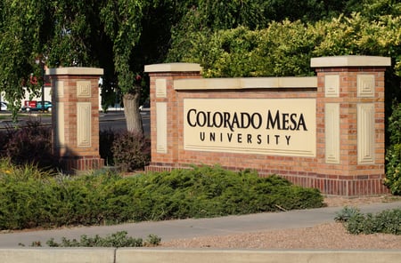 Shutterstock 335058641